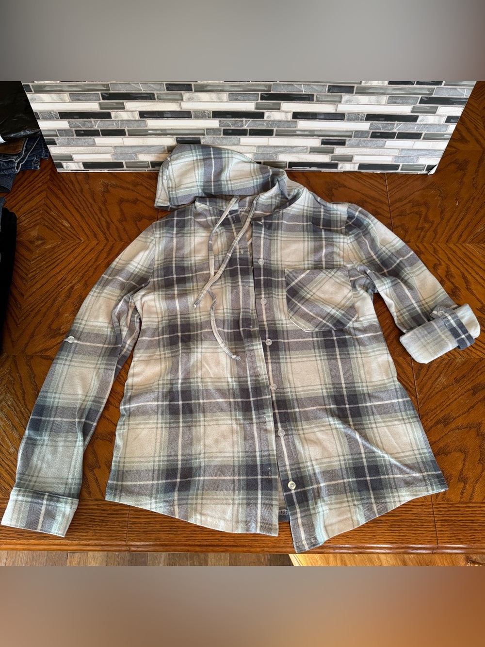 Light Blue Plaid Hooded Flannel Shirt Size Small Roll Tab 3/4 Sleeve